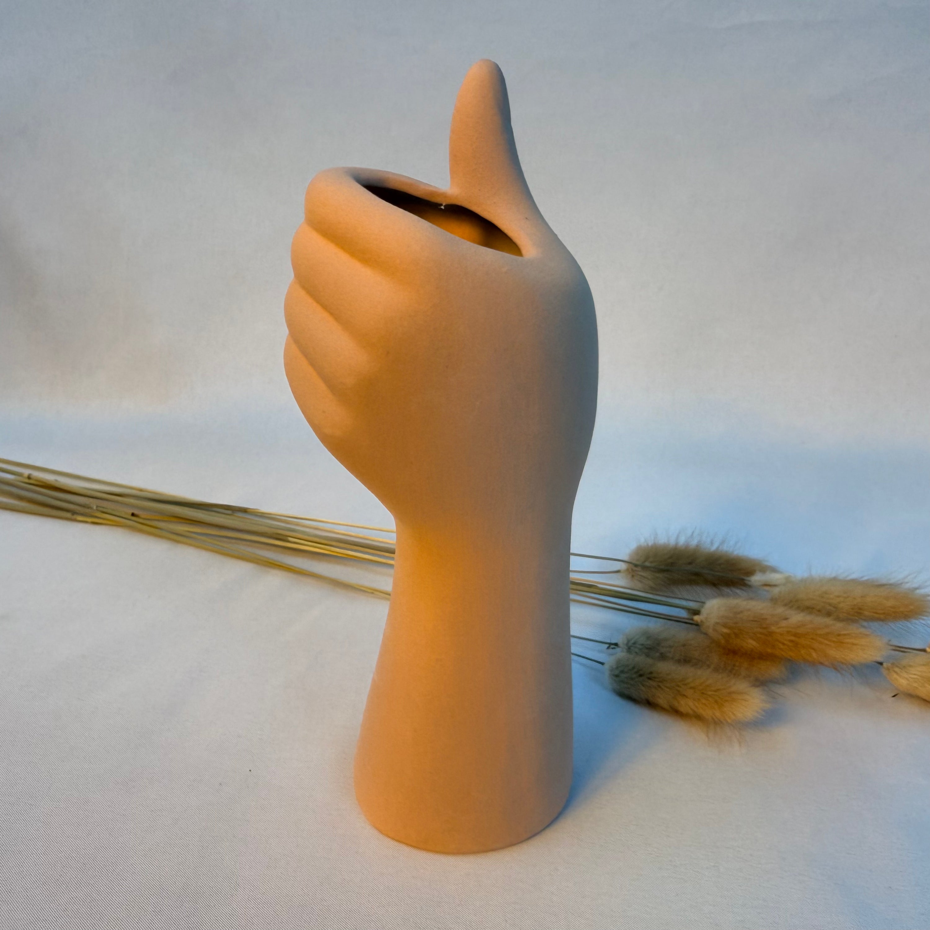 The Aura Sculptural Vase image 7