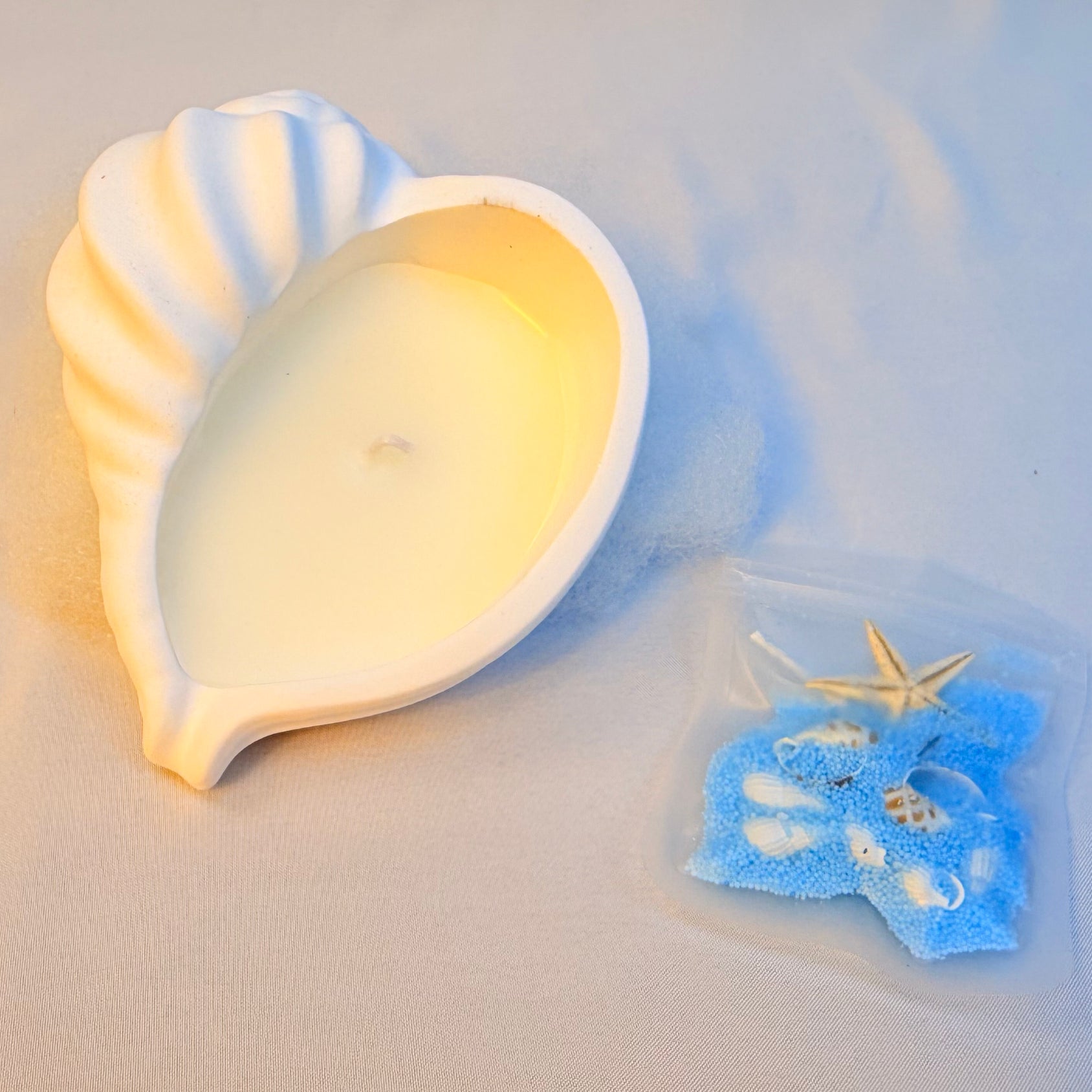 The Tidal Whisper Shell Candle image 0