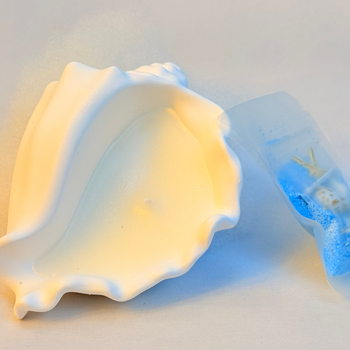 The Tidal Whisper Shell Candle image 3